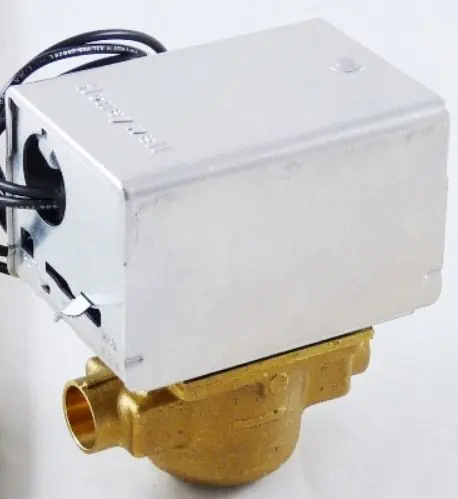 SK0262583-US20260702-105043-0 Honeywell V4043A1010 Electric Zone Valve 120 VAC 1/2 Inch Sweat Connection - Image 1