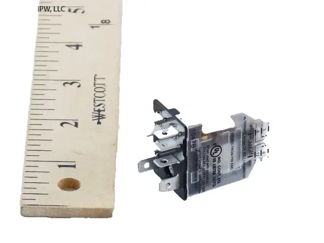 SK0263700-US20260702-105043-0 Furnas Controls 3TX7114-5DF13C 120VAC 15A DPDT Relay, replacement for 3TX7123-5DF13 - Image 1