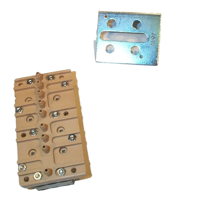 SK0264490-US20260702-105043-0 Siemens Building Technology 243-0019 - Sgnl Slctr Relay 6 Input&Mt Br - Image 1