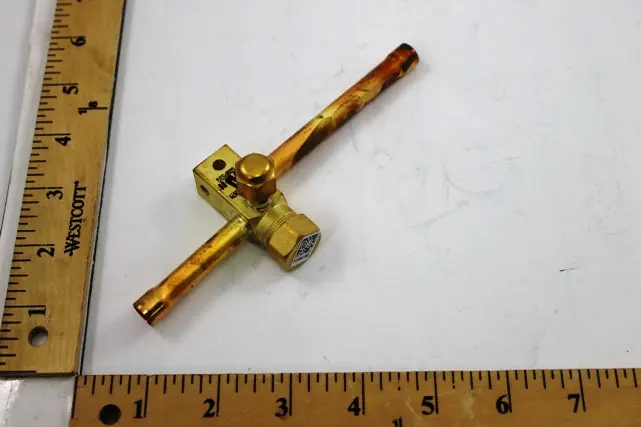 SK0265498-US20260702-105043-0 Trane VAL9293 Liquid Service Valve 3/8x3/8 Inch - Image 1