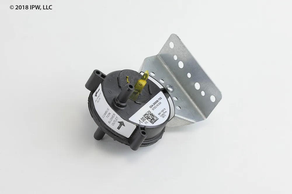 SK0266399-US20260702-105043-0 York S1-024-25006-702 SPST Pressure Switch HVAC Hydronics - Image 1