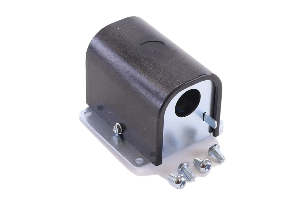 SK0270334-US20260702-105043-0 Xylem 2-M -Mcdonnell and Miller Manual Reset Switch 110100 - Image 1