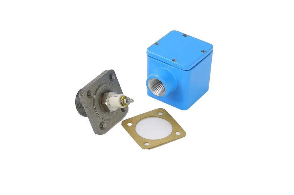 SK0271771-US20260702-105043-0 Warrick-Gems Sensors & Controls 3E1A Threaded Single Probe Fitting for Industrial Applications - Image 1