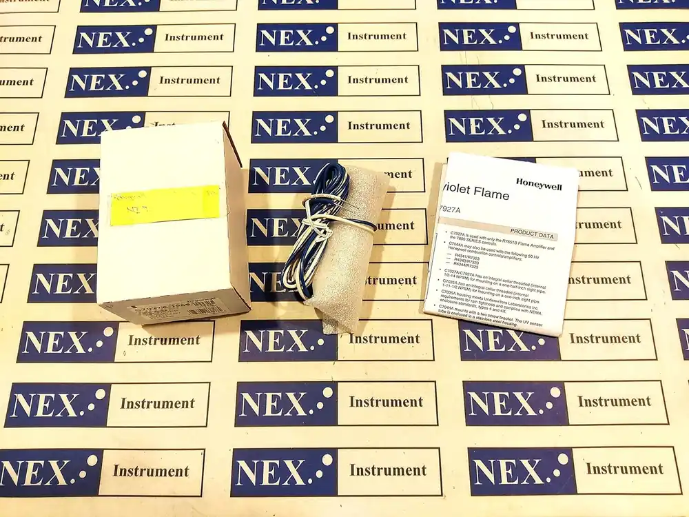SK0275470-US20260702-105043-0 Honeywell C7027A1056 Minipeeper Ultraviolet Flame Detector 8 Feet Lead - Image 1